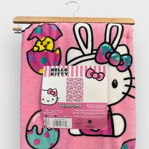 Hello Kitty 'Easter Bunny and Eggs' 50x70" Silk Touch Plush Throw Blanket HTF - Picture 5 of 8